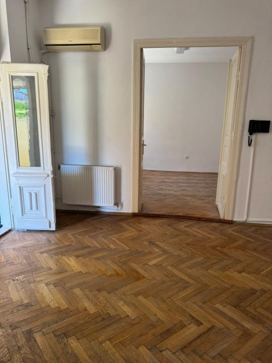Tomis II, casa individuala 70 mp., 3 camere, curte proprie