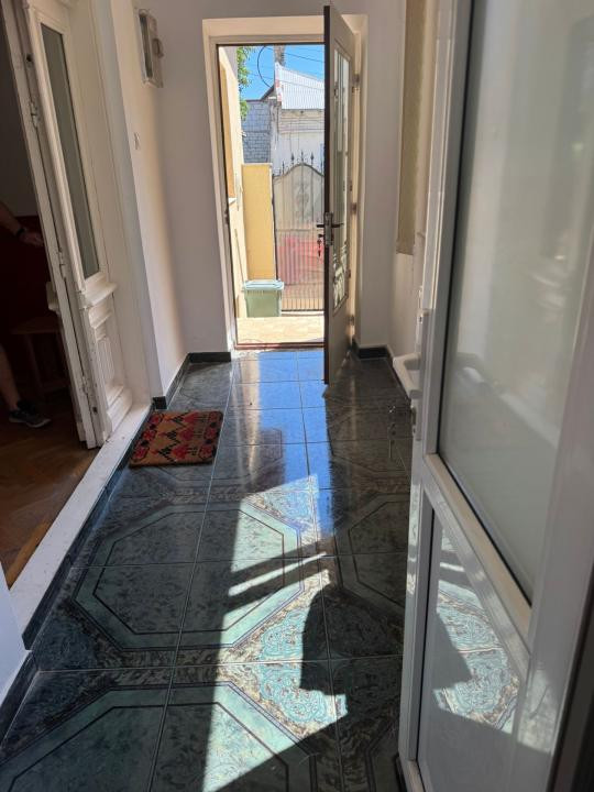 Tomis II, casa individuala 70 mp., 3 camere, curte proprie