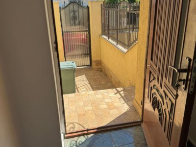 Tomis II, casa individuala 70 mp., 3 camere, curte proprie