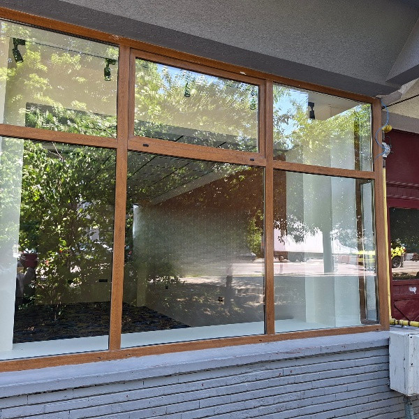 Inel I - str. Soveja, spatiu comercial 78 mp., stradal