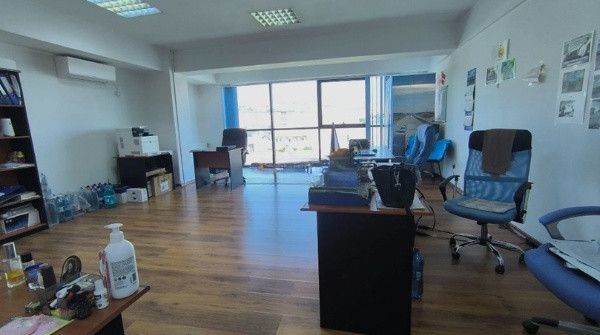 Centru, spatiu birouri, cladire specifica, 50 mp. 