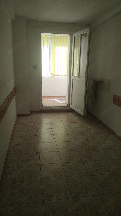 Centru, imobil 59 mp., pretabil birouri/cabinete