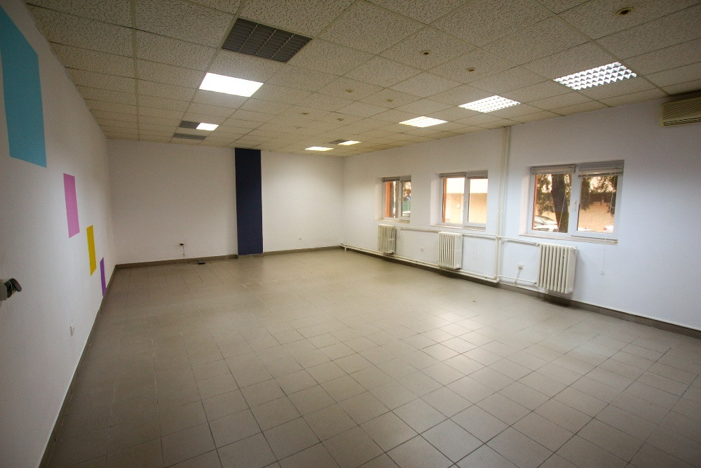 Faleza Nord, spatii birouri, zona linistita