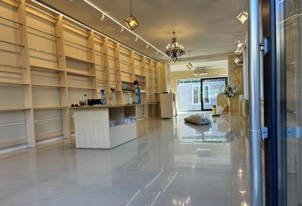 Ultracentral - spatiu comercial, 130 mp., vad comercial, cladire individuala