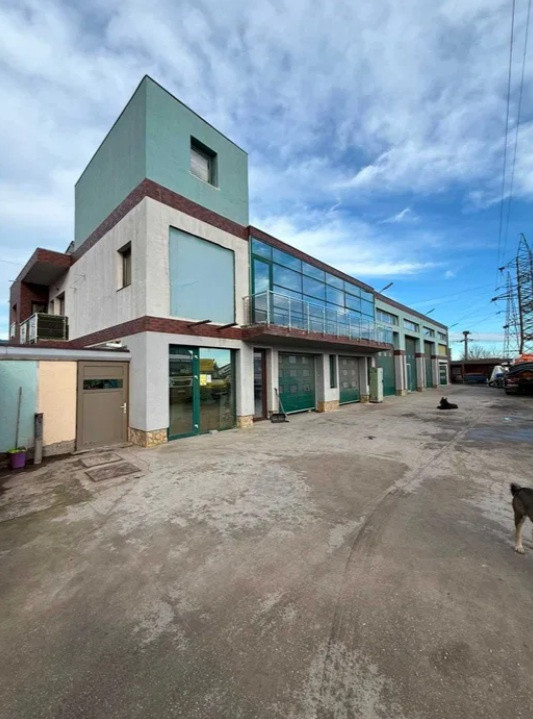 Zona Industriala , imobil 1.000 mp., platforma betonata 900 mp., gaze