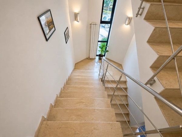 Parc Tabacarie, spatiu birouri, 200 mp., mobilat, utilat integral