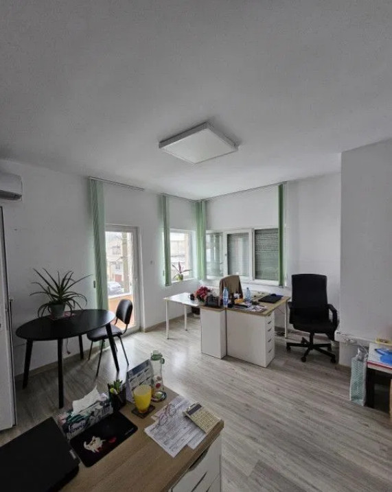 Ultracentral, imobil D+P+1, 200 mp., 12 camere, IDEAL BIROURI