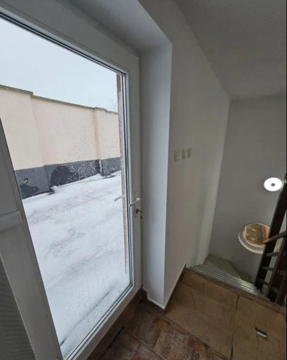 Ultracentral, imobil D+P+1, 200 mp., 12 camere, IDEAL BIROURI