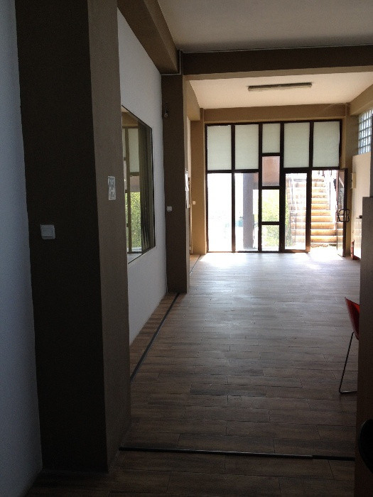 Aurel Vlaicu, spatiu comercial P+1, 375 mp., curte  250 mp.