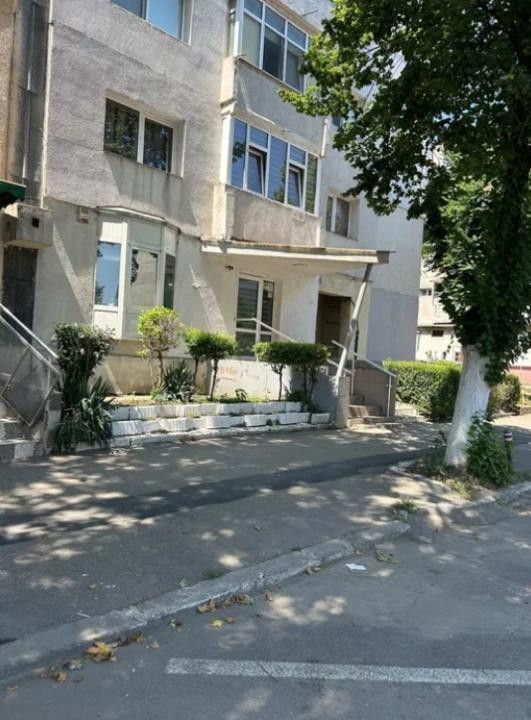 Inel I - stradal Soveja, spatiu 3 camere