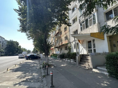 Inel I - stradal Soveja, spatiu 3 camere