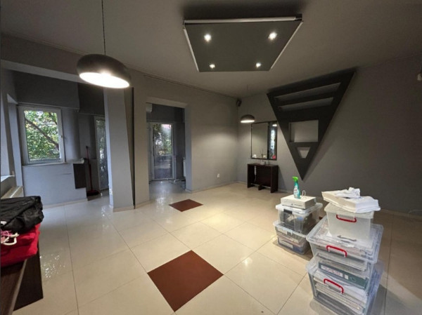 Capitol, spatiu IDEAL BIROURI, 4 camere, 90 mp.