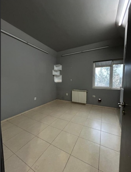 Capitol, spatiu IDEAL BIROURI, 4 camere, 90 mp.