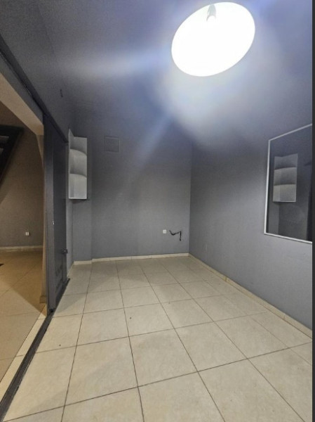 Capitol, spatiu IDEAL BIROURI, 4 camere, 90 mp.