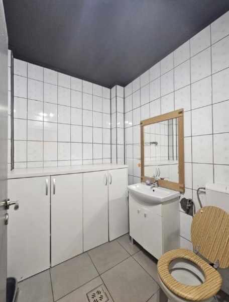 Capitol, spatiu IDEAL BIROURI, 4 camere, 90 mp.