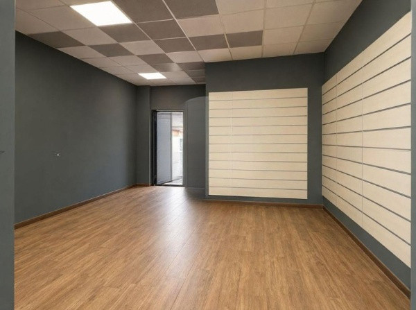 Faleza Nord, spatiu comercial din constructie 158 mp. rampa, curte 52 mp.