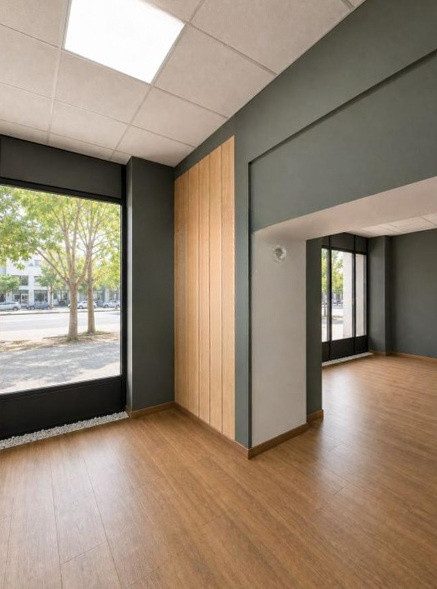 Faleza Nord, spatiu comercial din constructie 158 mp. rampa, curte 52 mp.