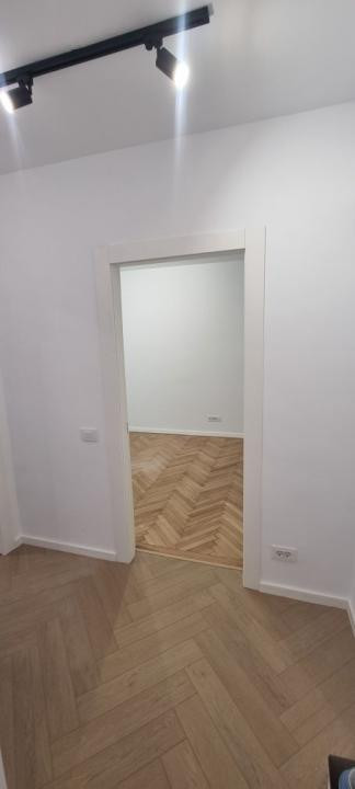 Ultracentral, spatiu birou, 3 camere, renovat 2026