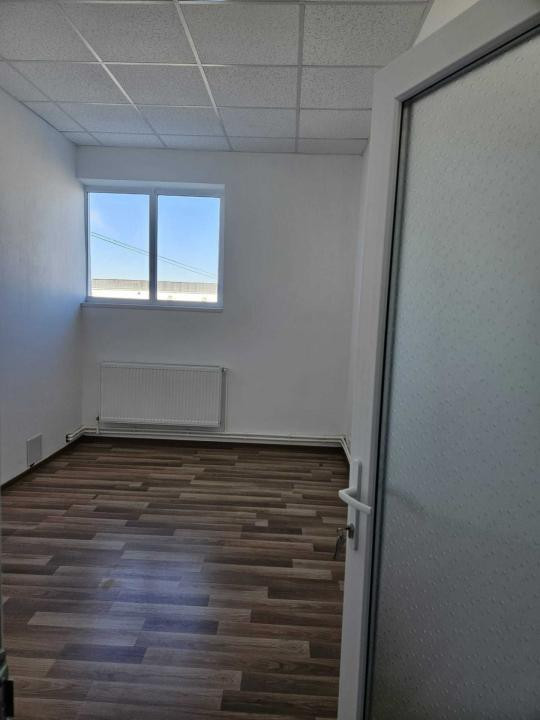 Zona Industriala - Interioare, spatiu birouri, 100 mp., parcare proprie