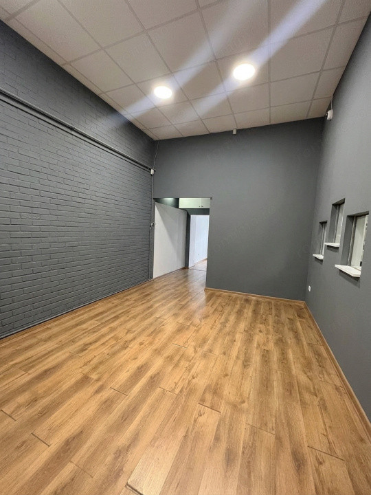 Casa de Cultura - spatiu comercial, 47 mp., amenajat