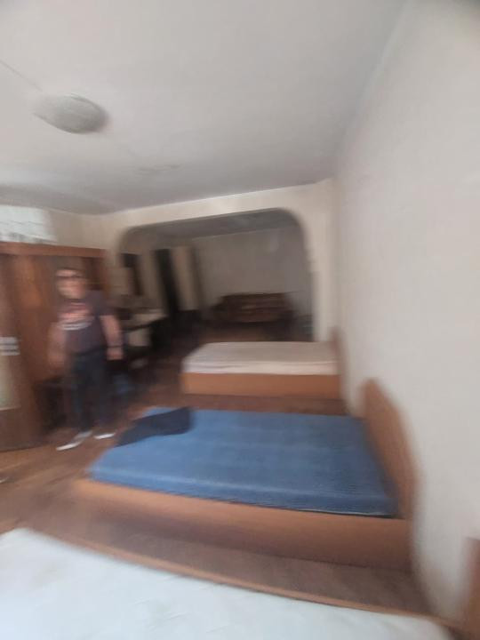 Trocadero, imobil P+2, 5 camere, ideal cazare muncitori
