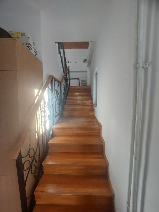 Gara, imobil UNICAT, 7 camere, IDEAL SEDIU/BIROURI