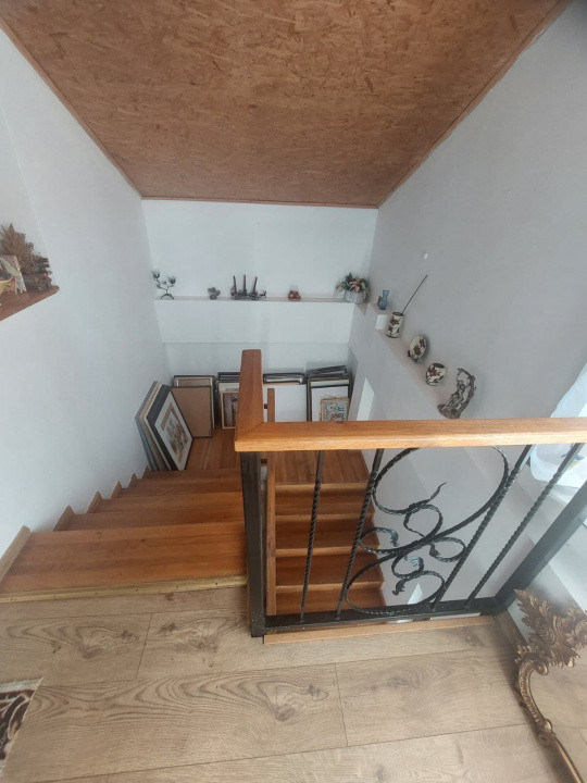 Gara, imobil UNICAT, 7 camere, IDEAL SEDIU/BIROURI
