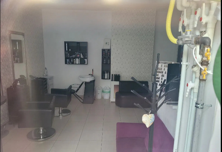 Tomis II, SPATIU COMERCIAL - IDEAL SALON BEAUTY,  26 mp.