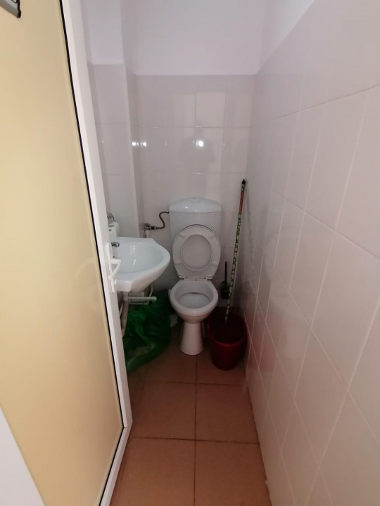 Tomis II, SPATIU COMERCIAL - IDEAL SALON BEAUTY,  26 mp.