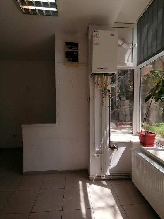 Tomis II, SPATIU COMERCIAL - IDEAL SALON BEAUTY,  26 mp.