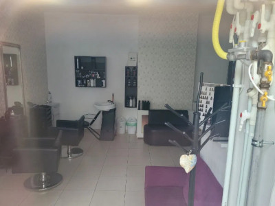 Tomis II, SPATIU COMERCIAL - IDEAL SALON BEAUTY,  26 mp.