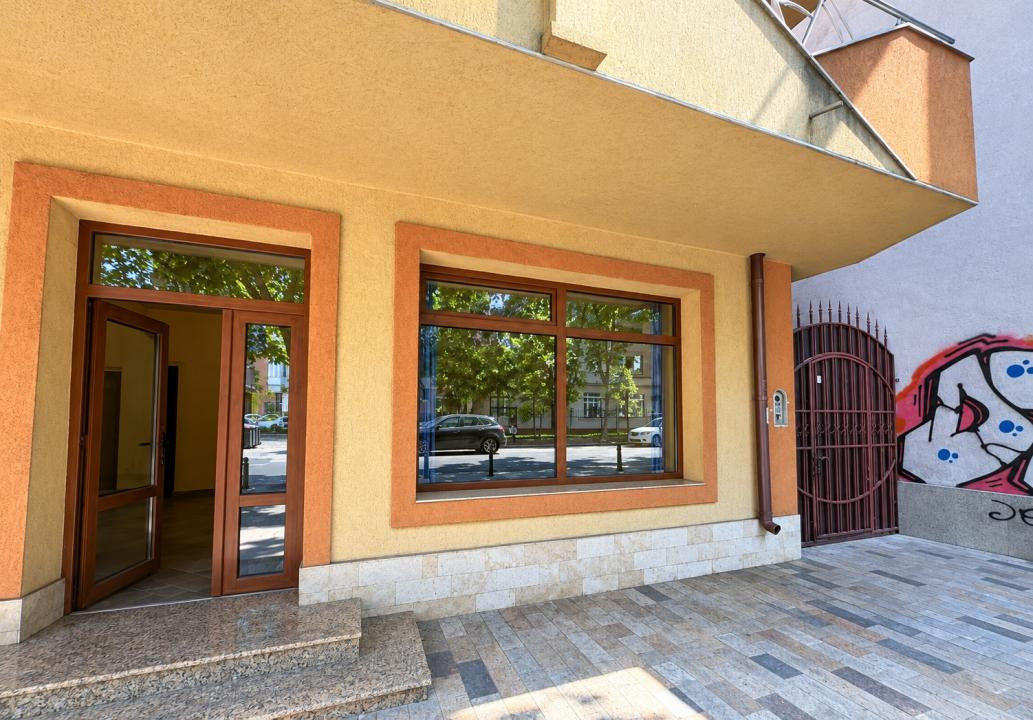 Tomis II, spatiu comercial, 2 cai de acces, utilitati incluse