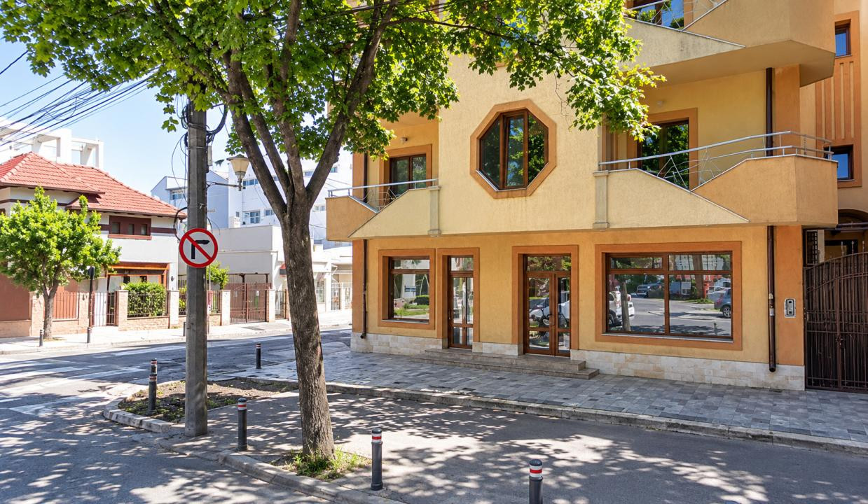 Tomis II, spatiu comercial, 2 cai de acces, utilitati incluse