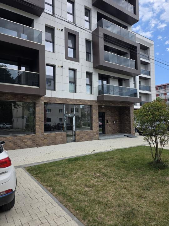 Primo - spatiu comercial nou, 85 mp.