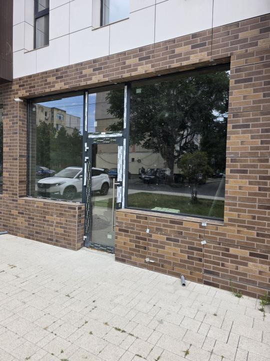 Primo - spatiu comercial nou, 85 mp.