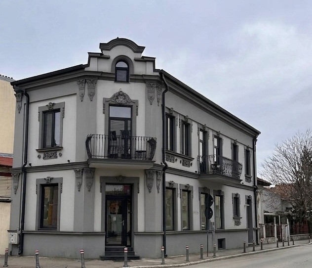 ULTRACENTRAL - spatiu birouri cu iz interbelic, 160 mp.,