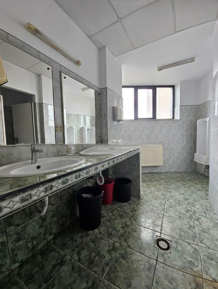 Bd Mamaia, spatiu birouri, 160 mp.
