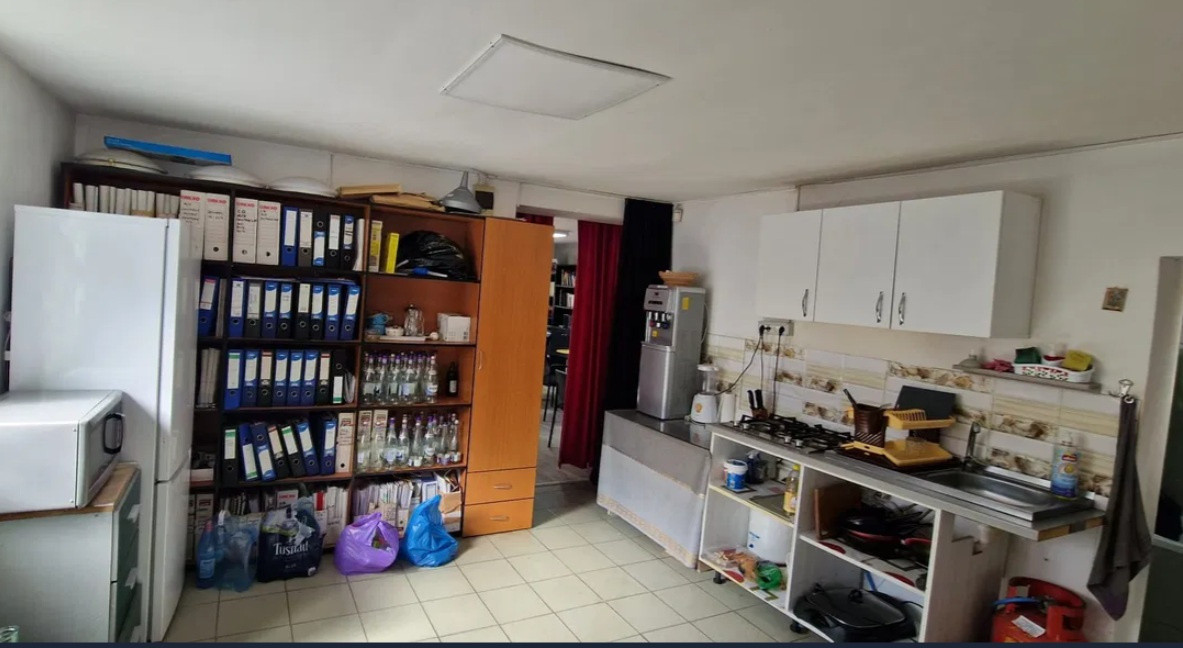 Inel II - Marvimex - spațiu comercial 140 mp + curte 350 mp.