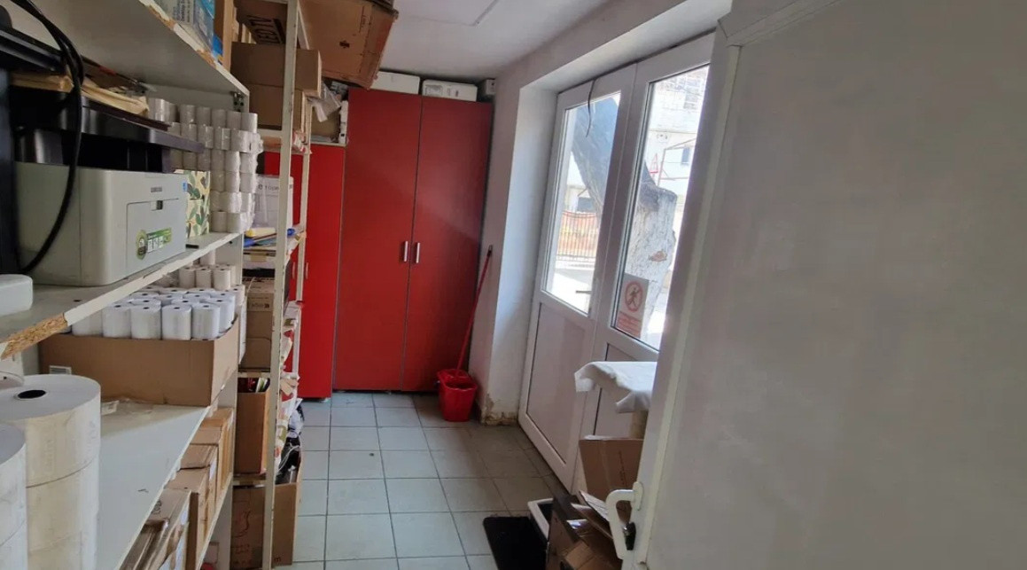 Inel II - Marvimex - spațiu comercial 140 mp + curte 350 mp.