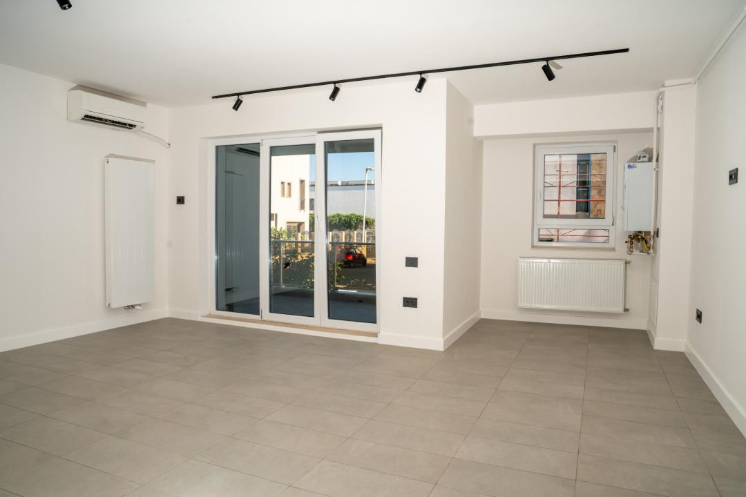 Spatiu birouri, renovat 2026, 84 mp., 2 locuri de parcare
