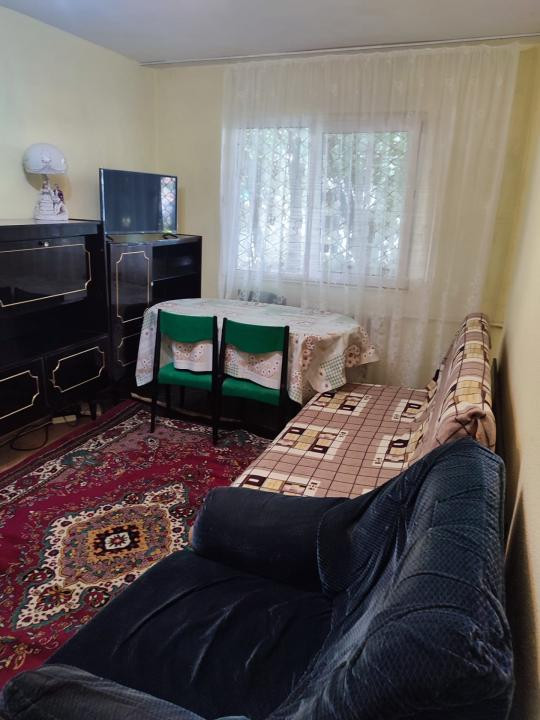Tomis Nord - Ciresica, 3 camere, parter, liber