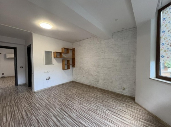 Trocadero, imobil D+P+3, IDEAL CLINICA/GRADINITA/BIROURI, 620 mp.