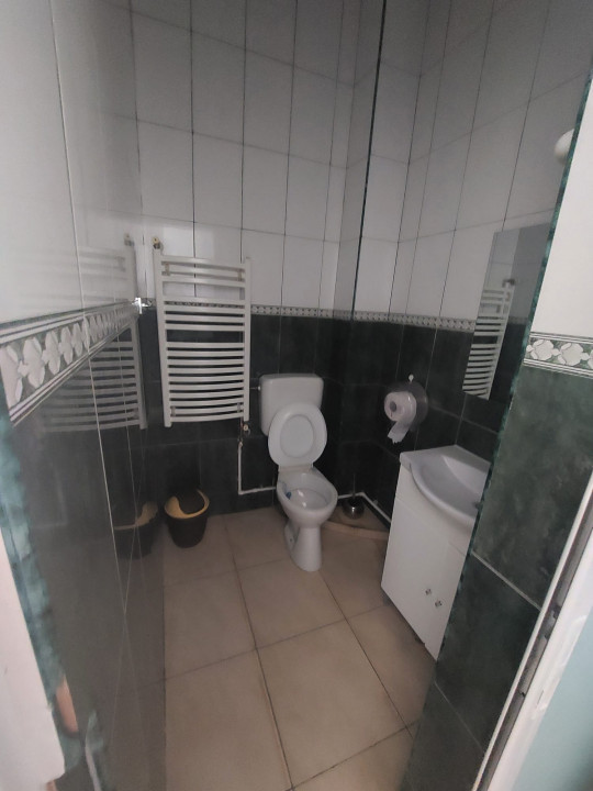 Centru, spatiu comercial 133 mp., destinatie specifica, 2 intrari