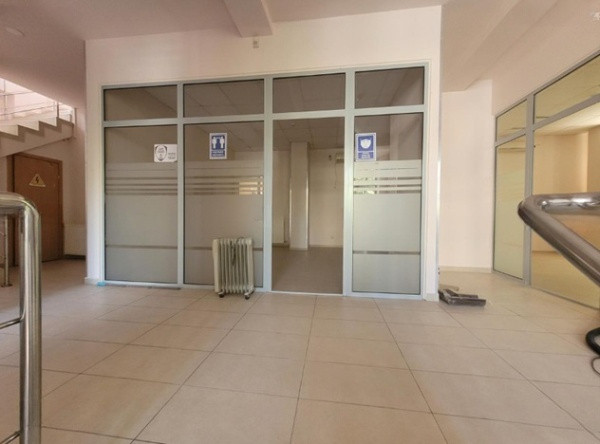 Ultracentral - S+P+1+M - imobil cu destinatie mixta in inima orasului 