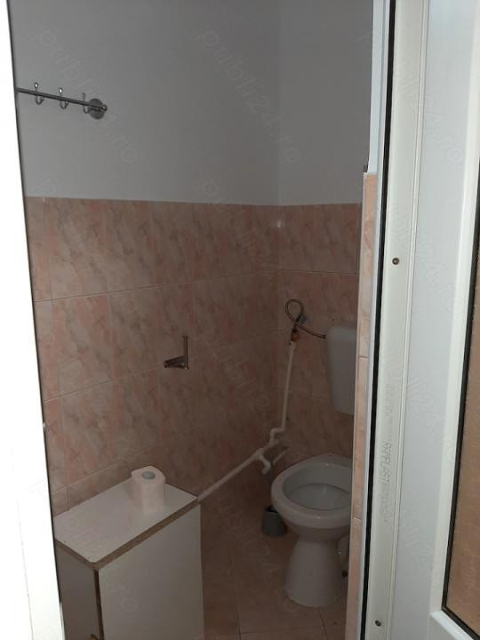 Tomis III - Scoala 7 - spatiu comercial 57 mp.