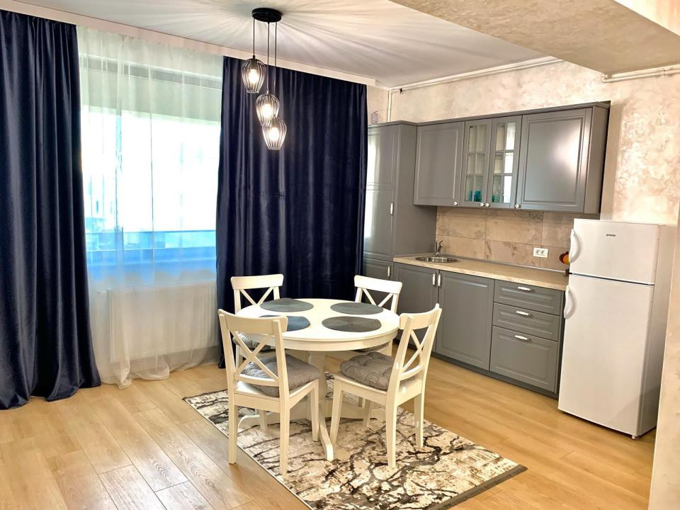 APARTAMENT DE INCHIRIAT – STATIUNEA MAMAIA , 2CAMERE, MOBILAT SI UTILAT NOU
