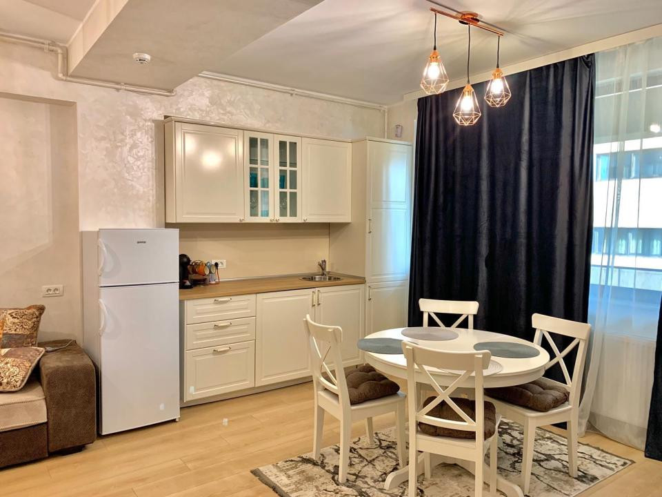 APARTAMENT DE INCHIRIAT – STATIUNEA MAMAIA , 2CAMERE, MOBILAT SI UTILAT NOU