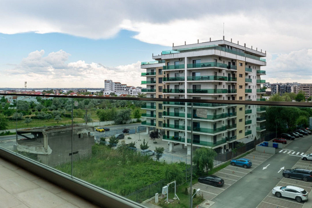 Mamaia Nord - la 10 m. de plaja, apartament 2 camere ,parcare inclusa