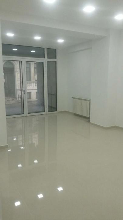 Peninsula - Piata Ovidiu, spatiu comercial, 125 mp., parter