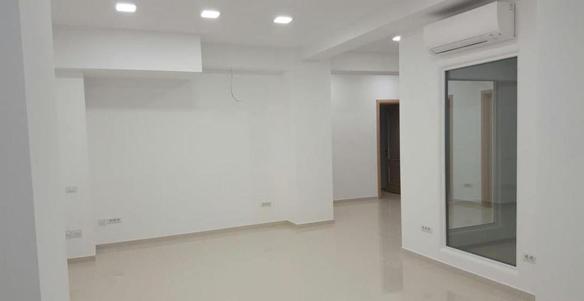 Peninsula - Piata Ovidiu, spatiu comercial, 125 mp., parter